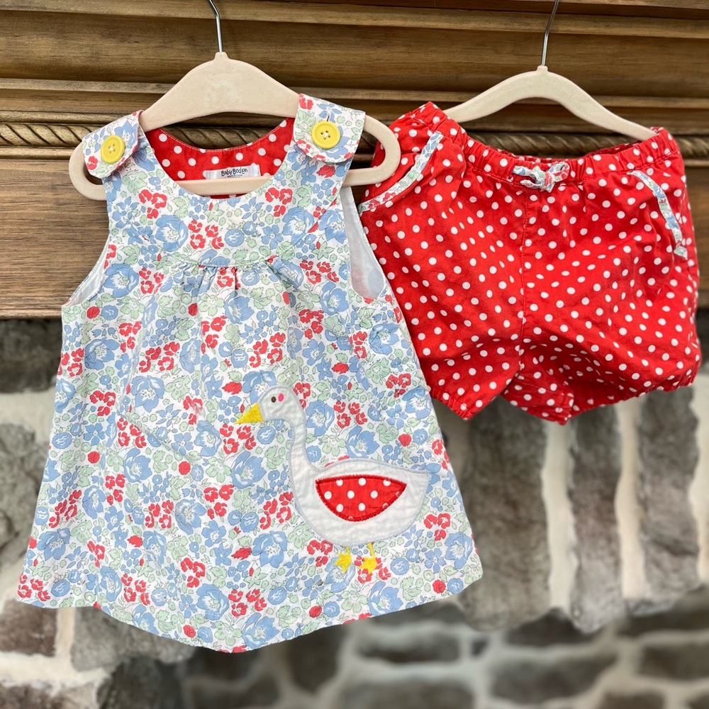 Mini Boden liberty floral top duck applique with Red dot bloomer shorts